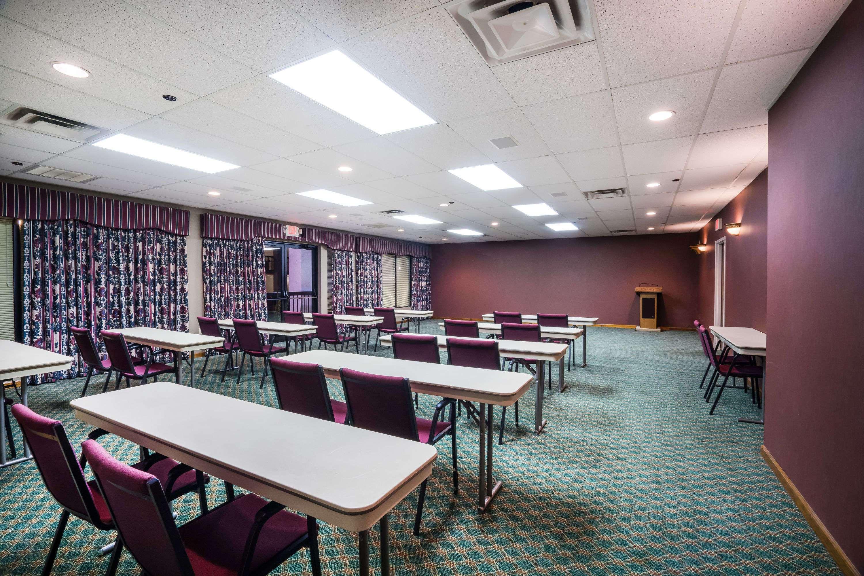 Baymont By Wyndham Johnson City Extérieur photo